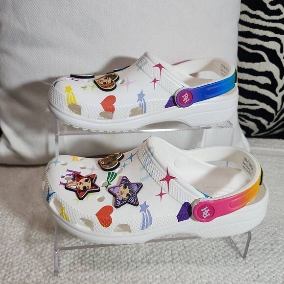 Crocs Rainbow High Classic Clogs J4 - Picture 1 of 10